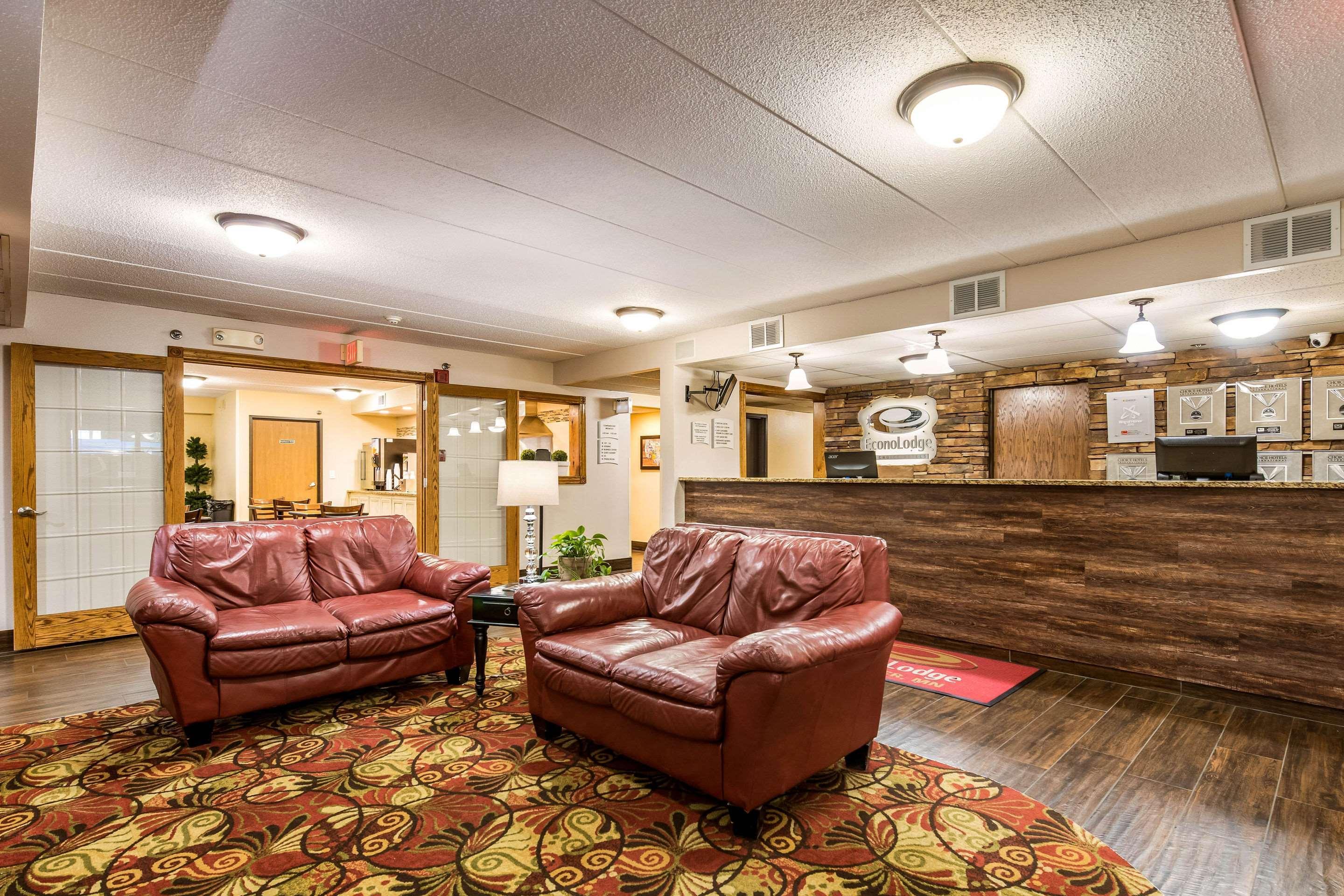 Econo Lodge Mayo Clinic Area Рочестър Екстериор снимка