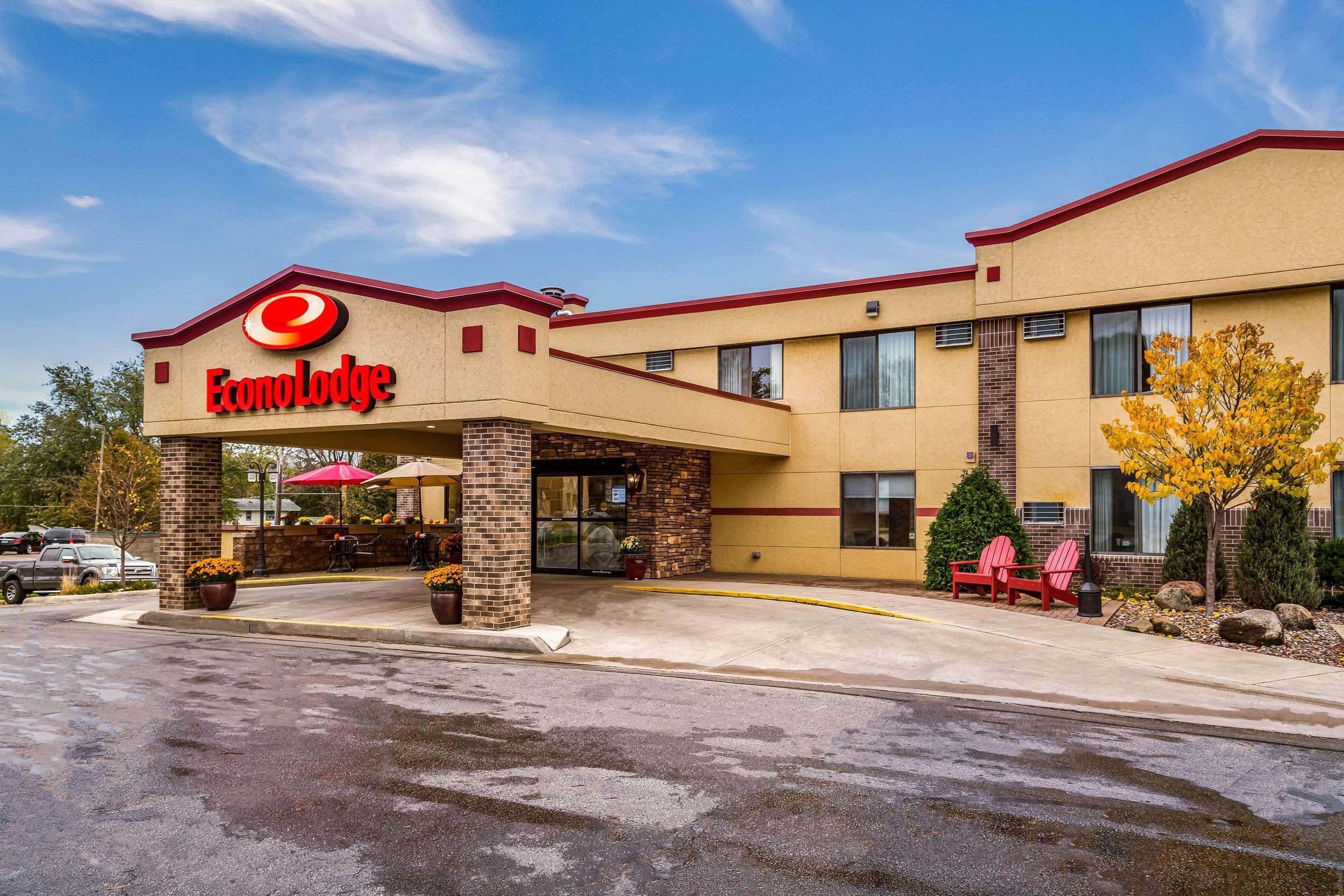 Econo Lodge Mayo Clinic Area Рочестър Екстериор снимка