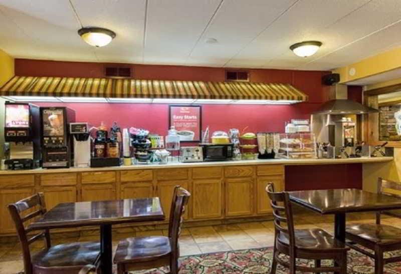 Econo Lodge Mayo Clinic Area Рочестър Екстериор снимка